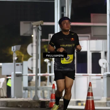 Runner Photo 7082312
