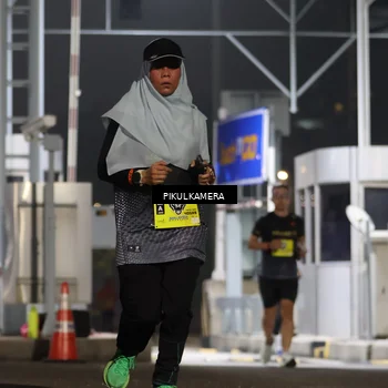 Runner Photo 7082332