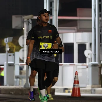 Runner Photo 7082333