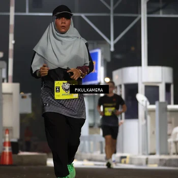 Runner Photo 7082334
