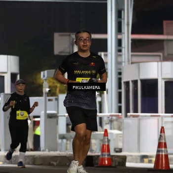 Runner Photo 7082335