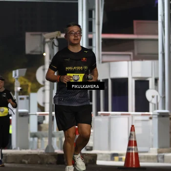 Runner Photo 7082337
