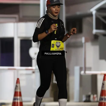 Runner Photo 7082348