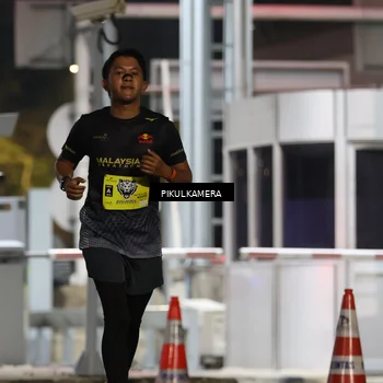 Runner Photo 7082352