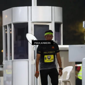 Runner Photo 7082385