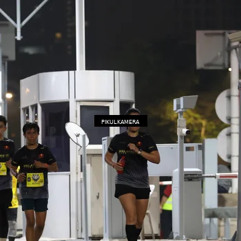 Runner Photo 7082396