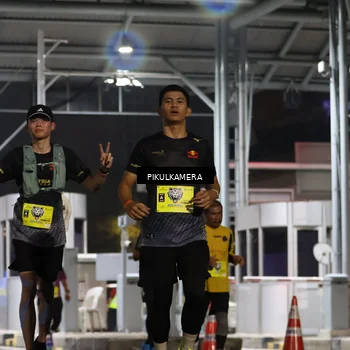Runner Photo 7082415