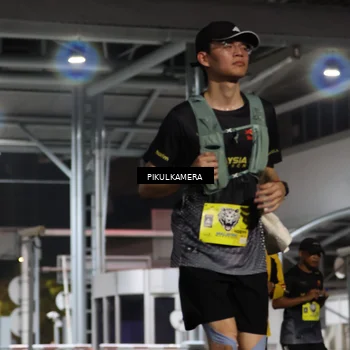 Runner Photo 7082416