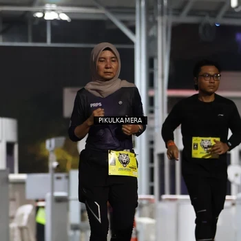 Runner Photo 7082422