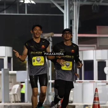 Runner Photo 7082465