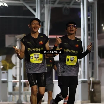 Runner Photo 7082468