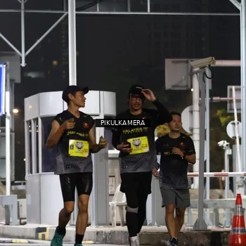 Runner Photo 7082469