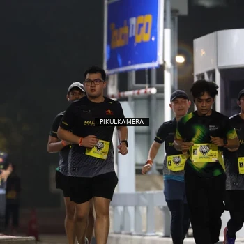 Runner Photo 7082470