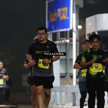Runner Photo 7082471