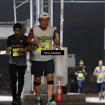 Runner Photo 7082494
