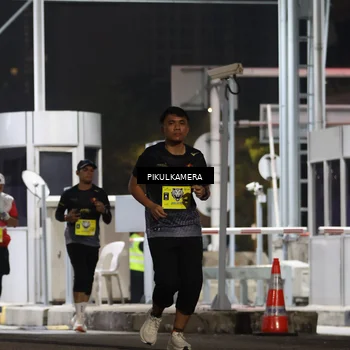 Runner Photo 7082498