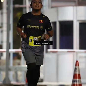 Runner Photo 7082525