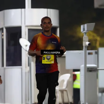 Runner Photo 7082538