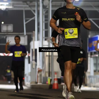 Runner Photo 7082549