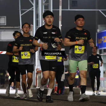 Runner Photo 7082550