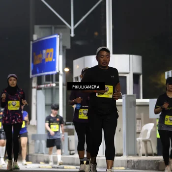 Runner Photo 7082564