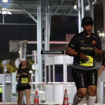 Runner Photo 7082592