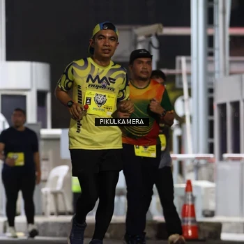 Runner Photo 7082599
