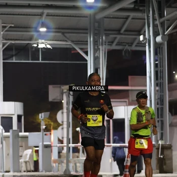 Runner Photo 7082624
