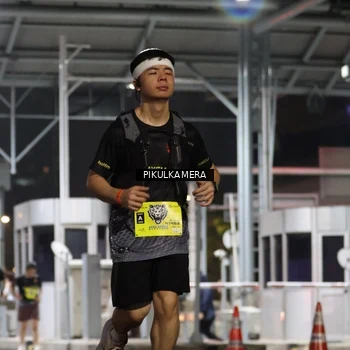 Runner Photo 7082632