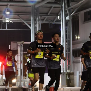Runner Photo 7082653