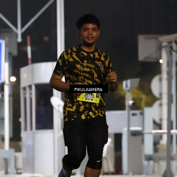 Runner Photo 7082657