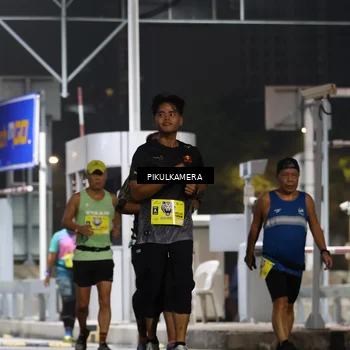 Runner Photo 7082662