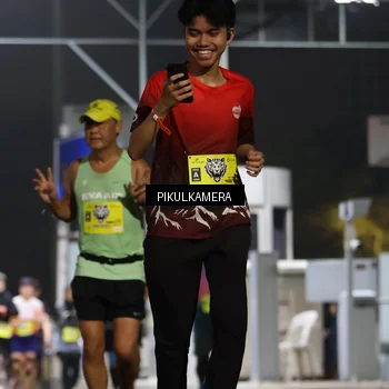Runner Photo 7082672