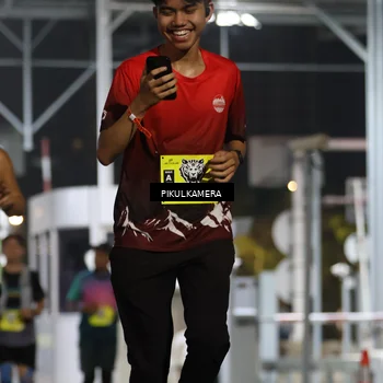 Runner Photo 7082673