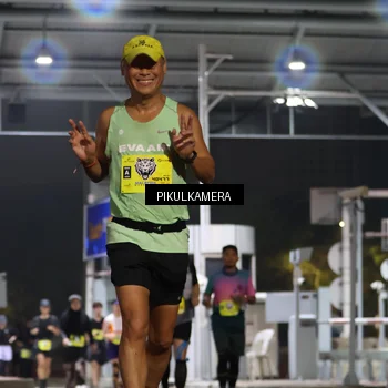 Runner Photo 7082678