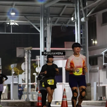 Runner Photo 7082696