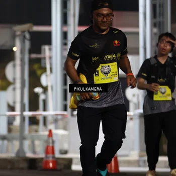 Runner Photo 7082767