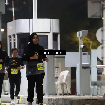 Runner Photo 7082838