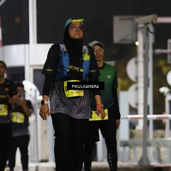 Runner Photo 7082856