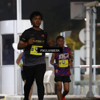 Runner Photo 7082866