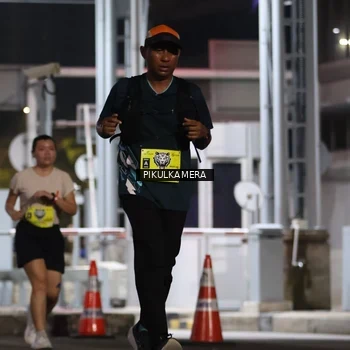 Runner Photo 7082916