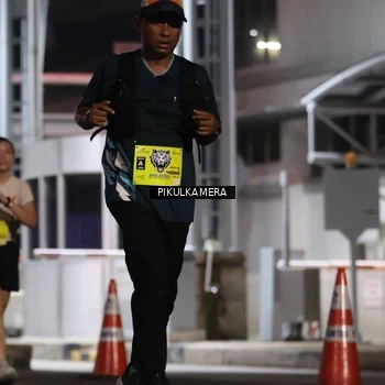 Runner Photo 7082923