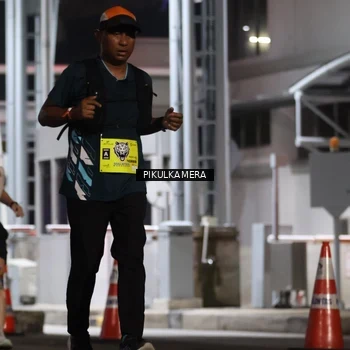 Runner Photo 7082924