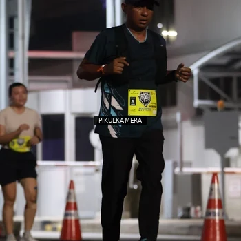 Runner Photo 7082925