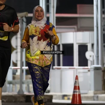 Runner Photo 7082942