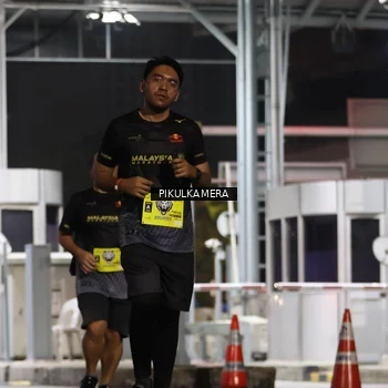 Runner Photo 7082952