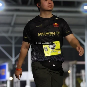 Runner Photo 7083018