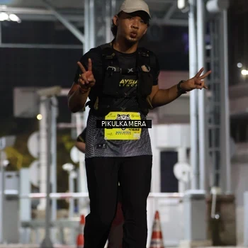 Runner Photo 7083022