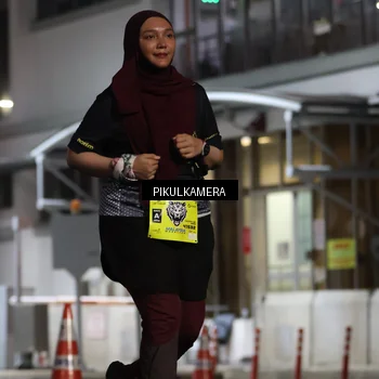 Runner Photo 7083030