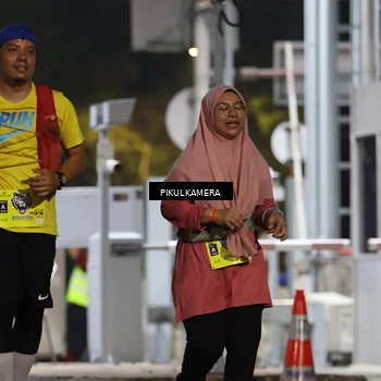 Runner Photo 7083032